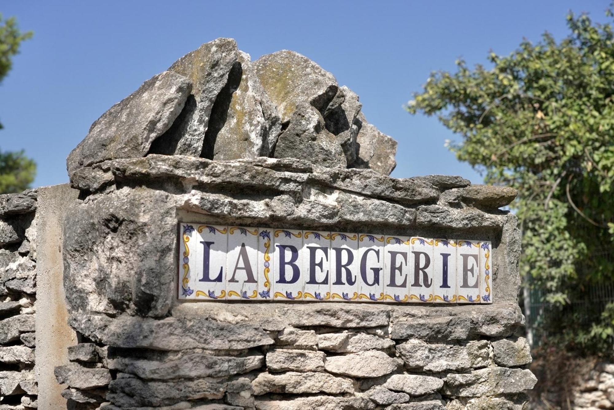 La Bergerie A La Mer - Chambres D'Hotes Carro Мартиг Екстериор снимка